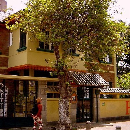 Hotel Cayman Кито Экстерьер фото