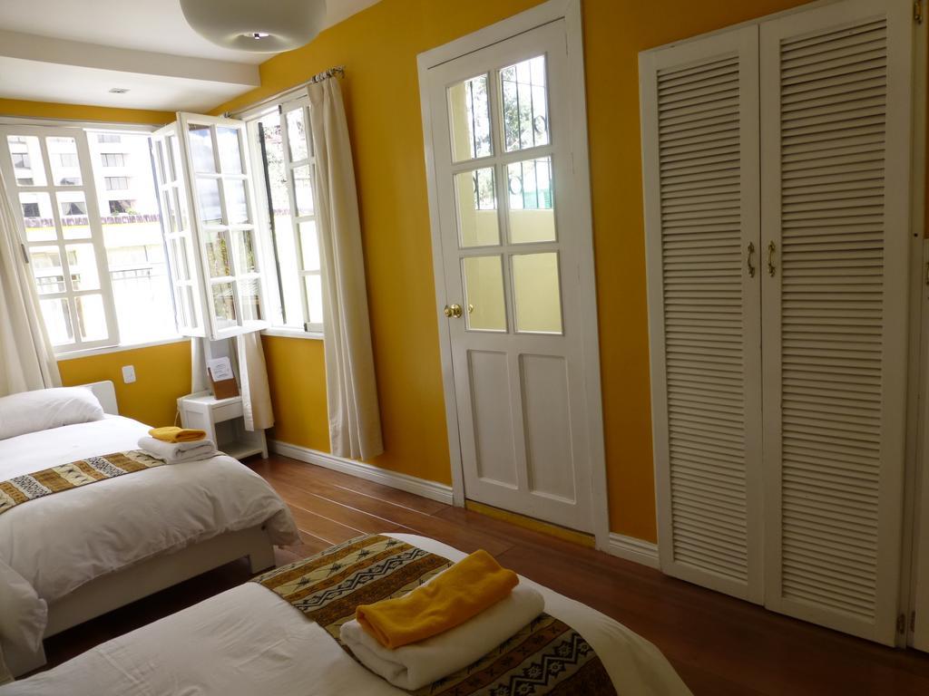 Hotel Cayman Кито Экстерьер фото